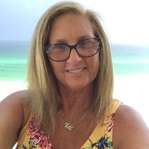 Meet your Posher, Paula ann